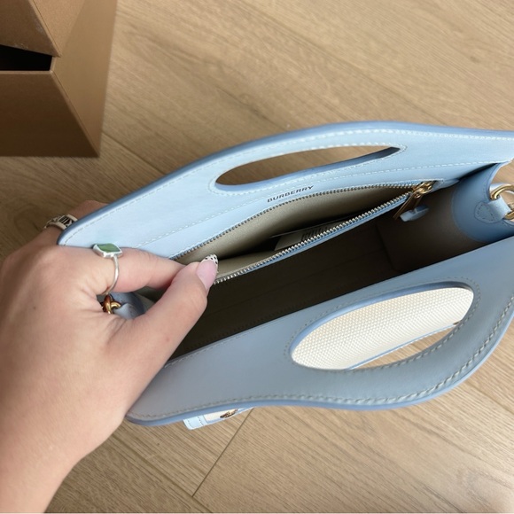 Burberry Pale Blue/Natural Pocket Bag - Picture 12 of 15
